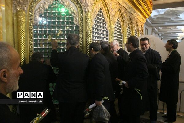 تجدید عهد خادمان فرهنگی قم با آستان مقدس بانوی کرامت