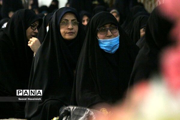 تجدید عهد خادمان فرهنگی قم با آستان مقدس بانوی کرامت