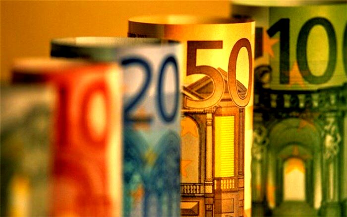 فروش ۵۰۰۰یورو در شعب منتخب بانکی چگونه است؟