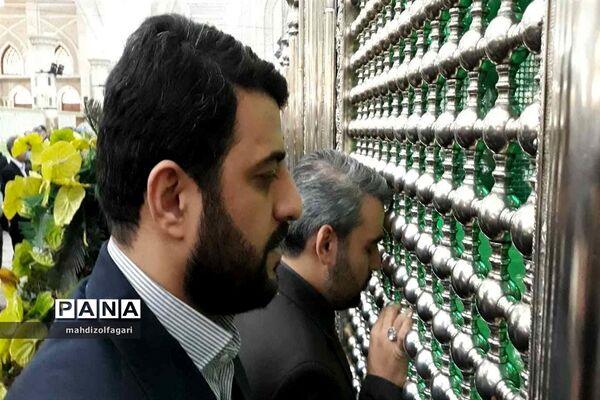 جهاد تبیین و تجدید میثاق فرهنگیان شهرستان ری با آرمان‌های امام خمینی(ره)