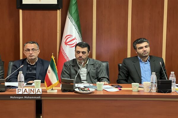 اولین نشست مشترک معاونان پرورشی و کارشناسان دانش‌آموزی