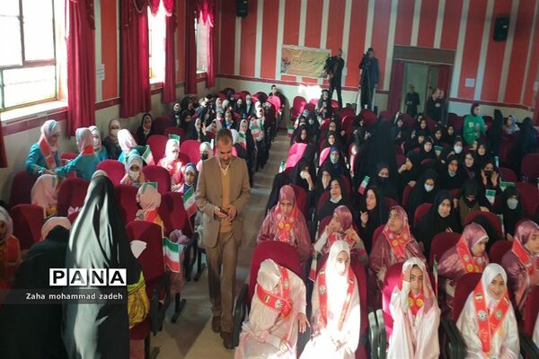 برگزاری جشن انقلاب در محمودآباد