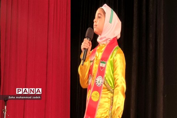 برگزاری جشن انقلاب در محمودآباد