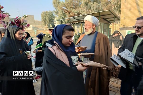 مراسم افتتاحیه اعزام راهیان نور دانش‌آموزی در اداره آموزش و پرورش شهرستان رباط‌کریم