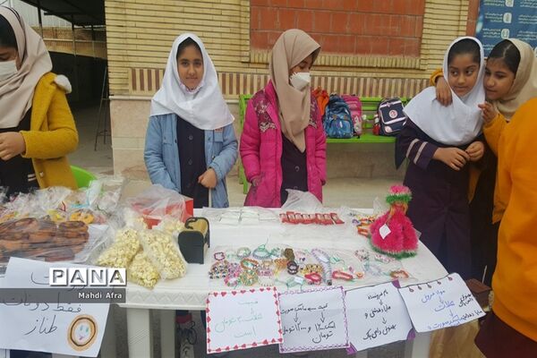 برگزاری بازارچه کسب و کار دانش‌آموزی در دبستان کوکب شهرستان بهبهان