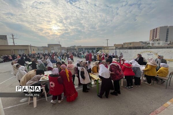 برگزاری بازارچه کسب و کار دانش‌آموزی در دبستان کوکب شهرستان بهبهان