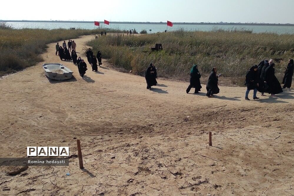 دانش‌آموزان رودهن در اردوی راهیان نور دشت ذوالفقاریه