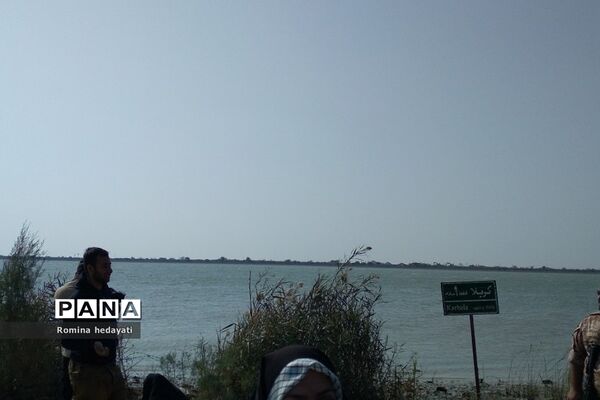 دانش‌آموزان رودهن در اردوی راهیان نور دشت ذوالفقاریه