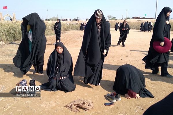 دانش‌آموزان رودهن در اردوی راهیان نور دشت ذوالفقاریه