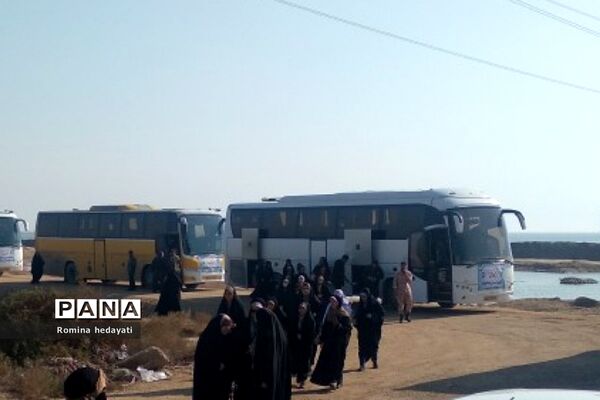 دانش‌آموزان رودهن در اردوی راهیان نور دشت ذوالفقاریه