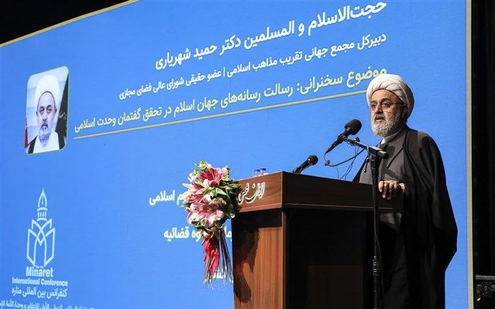 به ناقدان خود اجازه دهیم آرای خود را بیان کنند