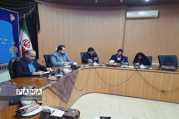 برگزاری دومین نشست مجلس دانش‌آموزی شهرستان تفت