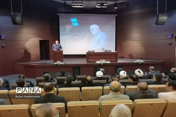 آئین تجدید میثاق استاندارتهران با آرمان‌های امام راحل