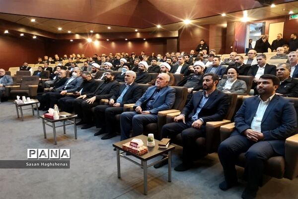 آئین تجدید میثاق استاندارتهران با آرمان‌های امام راحل