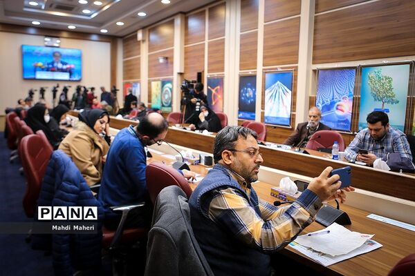 نشست خبری تشریح برنامه‌های ایام الله دهه فجر
