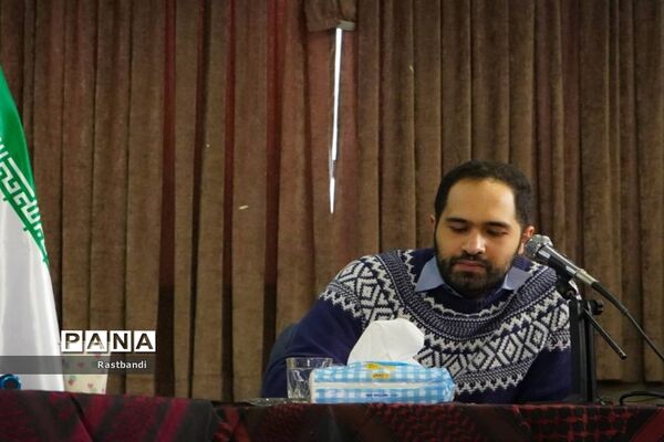 مجموعه گفتگوهای سوم شخص جمع در دبیرستان علامه حلی ۱۰