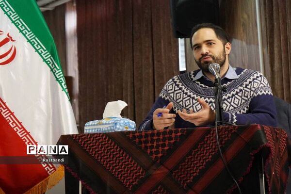 مجموعه گفتگوهای سوم شخص جمع در دبیرستان علامه حلی ۱۰