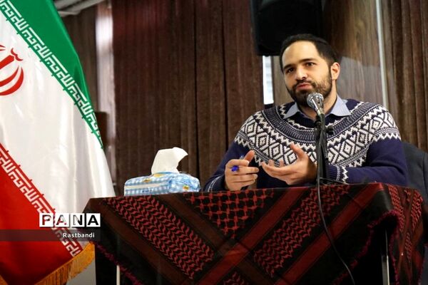 مجموعه گفتگوهای سوم شخص جمع در دبیرستان علامه حلی ۱۰