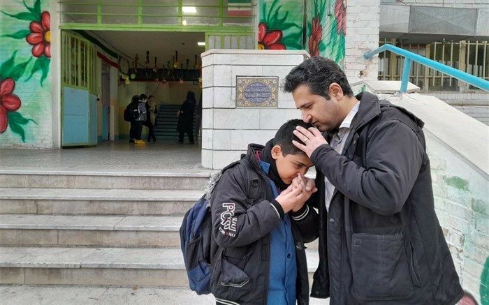 روز ولادت مولود کعبه روز یادآوری الگوی مناسب زندگی پدرانه است