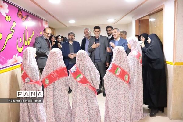 برگزاری  جشنواره نماز شکوفه‌ها در آباده