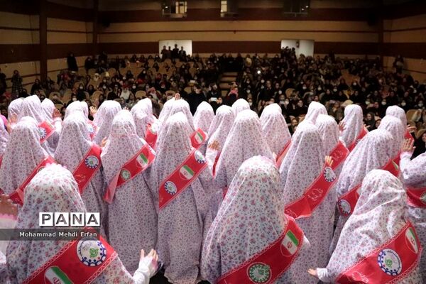 برگزاری  جشنواره نماز شکوفه‌ها در آباده