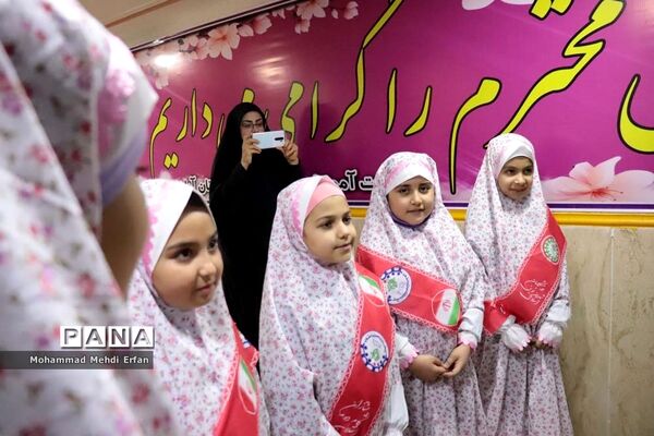 برگزاری  جشنواره نماز شکوفه‌ها در آباده