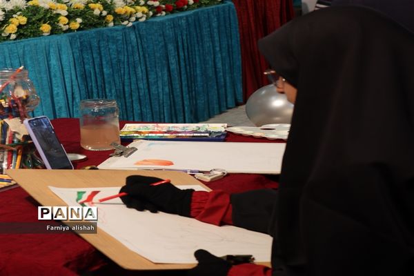 همایش دانش‌آموزی عید انقلاب در ساری