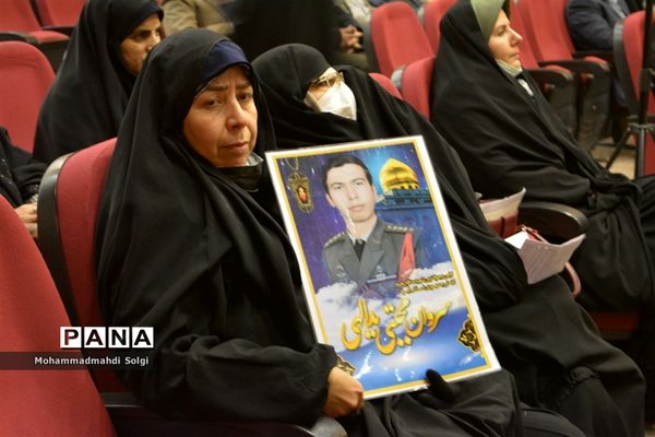 برگزاری مراسم اولین سالگرد تدفین شهید گمنام عملیات بدر در اردوگاه شهید منتظری