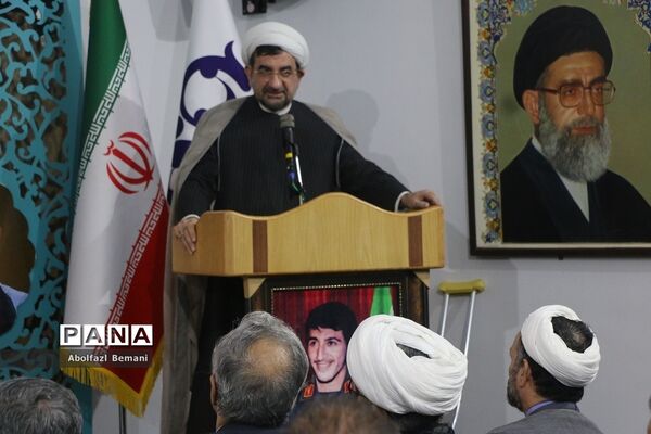 رونمایی از کتاب «روزگار طیبه» در قم