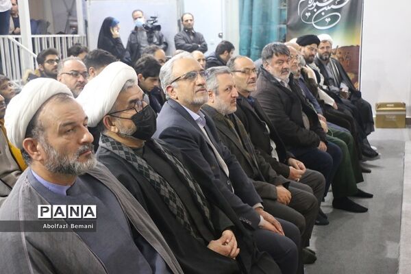 رونمایی از کتاب «روزگار طیبه» در قم
