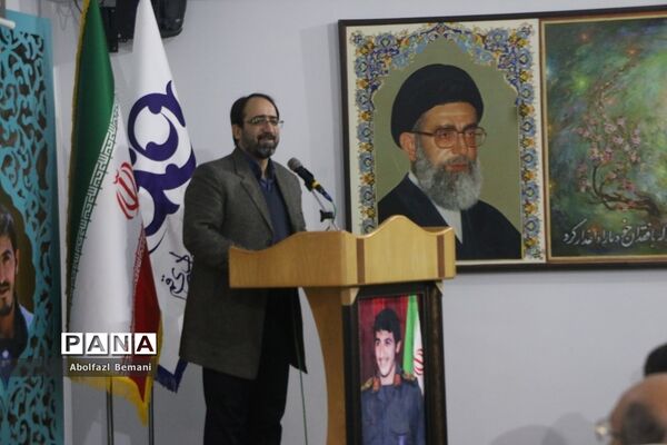 رونمایی از کتاب «روزگار طیبه» در قم