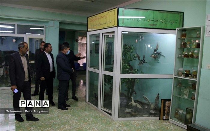 بازدید مدیرکل آموزش‌وپرورش استان سمنان از موزۀ حیات‌وحش سازمان دانش‌‌آموزی