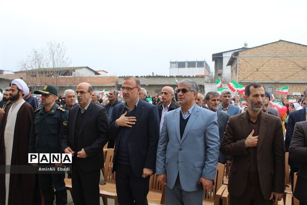 نواختن زنگ انقلاب اسلامی در مازندران