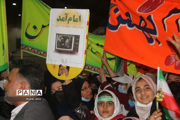 گلباران تمثال امام خمینی (ره) و شهدای انقلاب اسلامی شهرستان بهبهان
