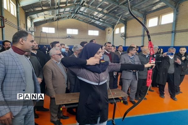 نواختن زنگ انقلاب در مدارس شهرستان نظراّباد