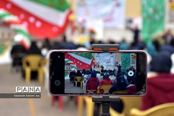 طنین  زنگ انقلاب اسلامی در مدارس جهرم