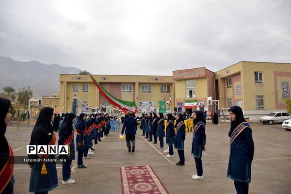 طنین  زنگ انقلاب اسلامی در مدارس جهرم