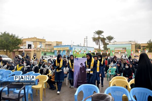 طنین  زنگ انقلاب اسلامی در مدارس جهرم