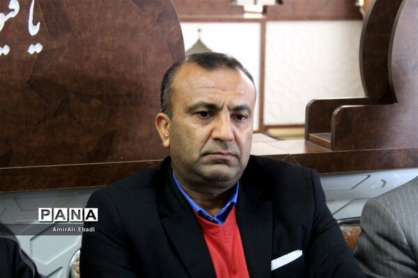 استقبال نمادین ورود تاریخی امام خمینی(ره) به ایران در مازندران