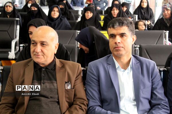 استقبال نمادین ورود تاریخی امام خمینی(ره) به ایران در مازندران