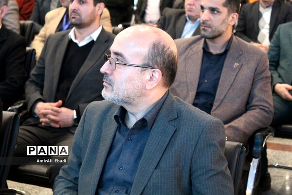 استقبال نمادین ورود تاریخی امام خمینی(ره) به ایران در مازندران