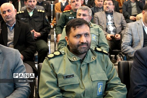 استقبال نمادین ورود تاریخی امام خمینی(ره) به ایران در مازندران