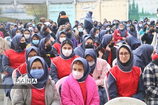 نواختن زنگ انقلاب در رشت