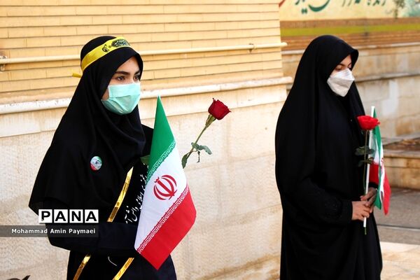 آیین نواختن زنگ انقلاب در ایلام