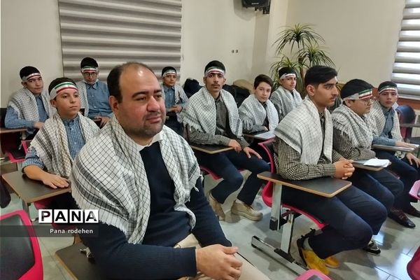 نواختن زنگ انقلاب در آموزش و پرورش رودهن