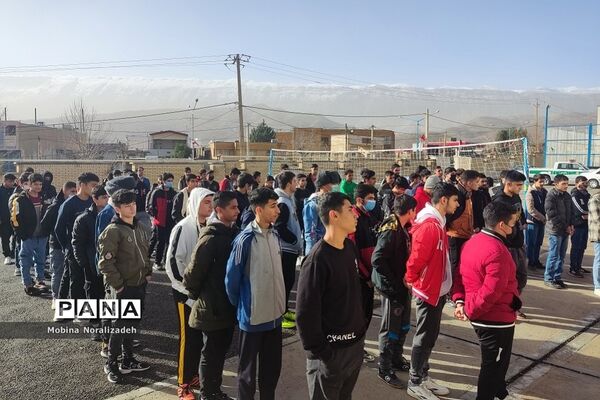 نواخته شدن زنگ انقلاب در شهرستان بدره استان ایلام