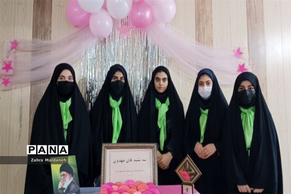 برگزاری مراسم سه‌شنبه‌های مهدویت در آموزشگاه طاها قرچک