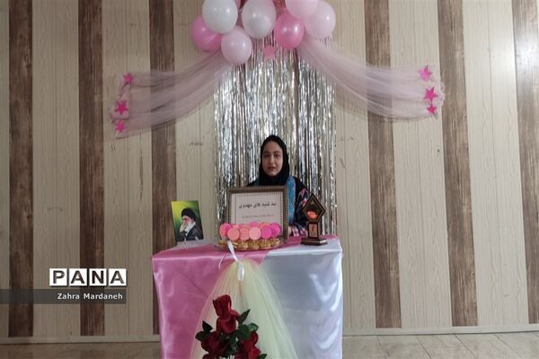 برگزاری مراسم سه‌شنبه‌های مهدویت در آموزشگاه طاها قرچک