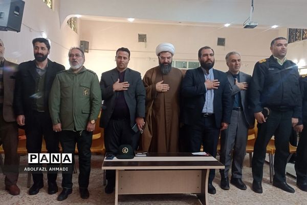 طنین صدای زنگ انقلاب در فشافویه