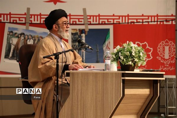 سالگرد دوازدهم بهمن ماه سالروز ورود امام خمینی(ره) به ایران در تبریز